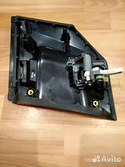 Ручка дверного замка правая Renault T K seria