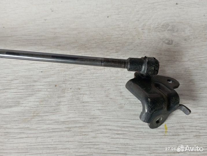 Амортизатор капота передний левый Lexus Rx350 2010