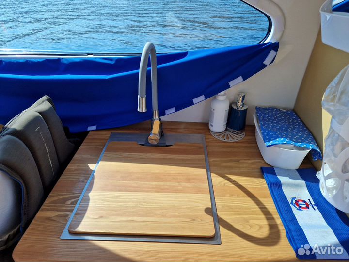 Катер Корвет 750А