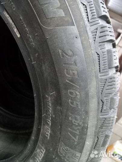 Michelin X-Ice North 4 215/65 R17 103T