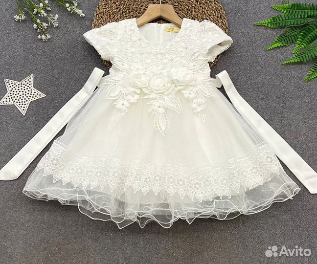 Платье праздничное