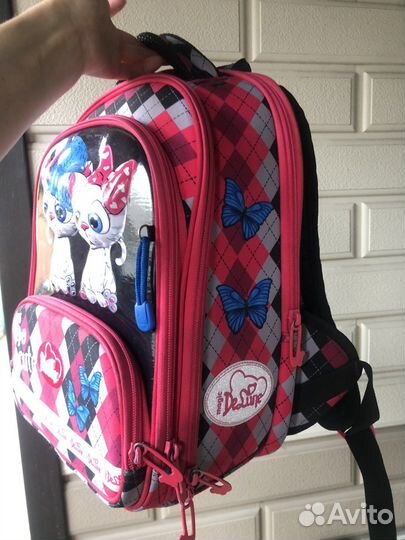 Рюкзак школьный
