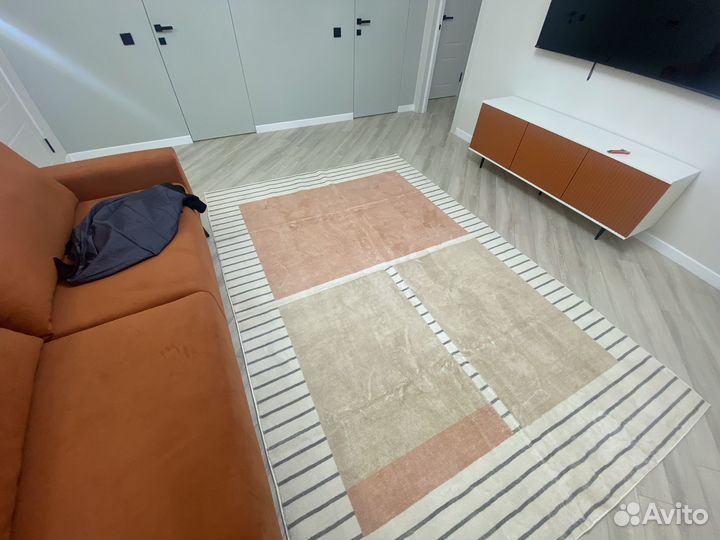 Ковер напольный