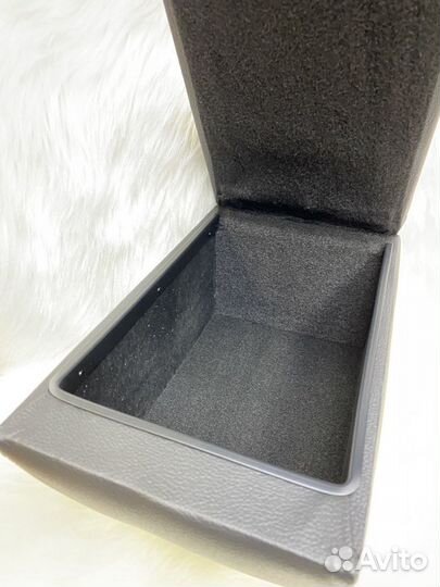 Подлокотник Kia Spectra подстаканник