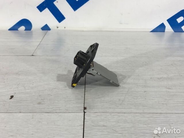 Резистор печки KIA RIO 3 рест 1.4 AT хетчбэк