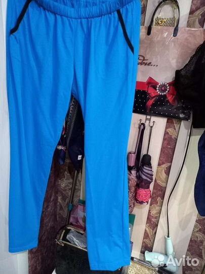 Спортивный костюм женский