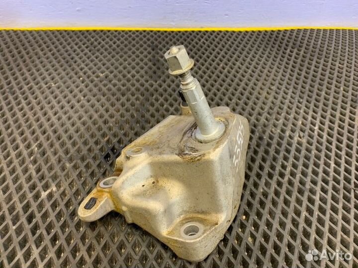 Опора кпп передняя левая Renault Duster 2