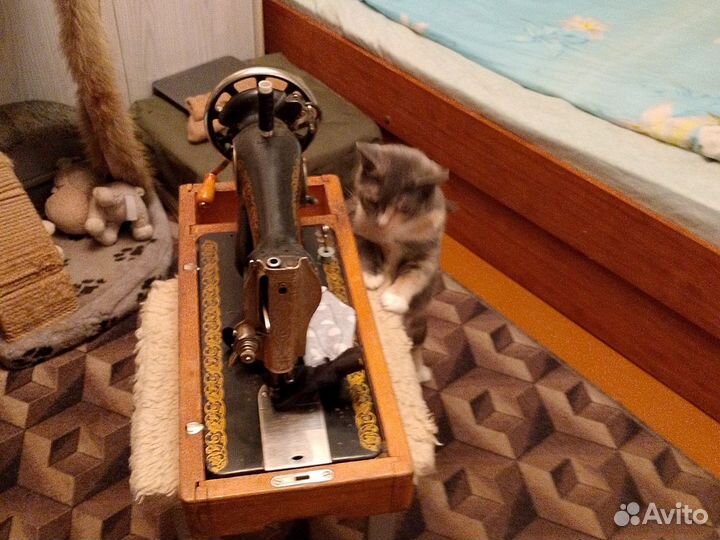 Швейная машина подольск ручная