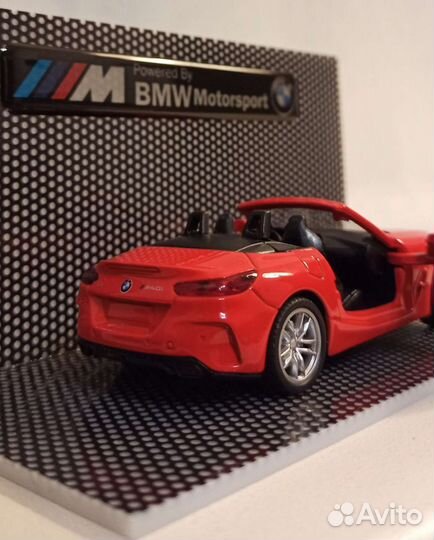 1:38 BMW Z4 M40i