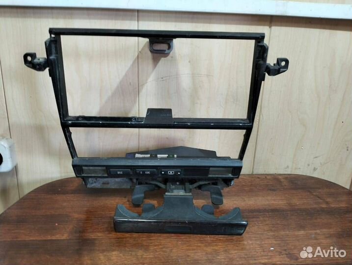 Передняя консоль салона bmwe38 рамка магнитолы по