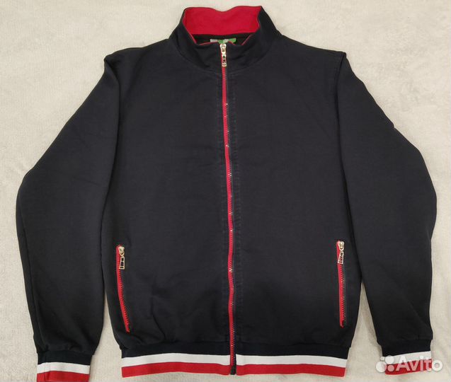 Продам пакет вещей