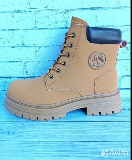 Ботинки женские