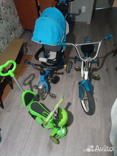 Детские велосипеды и самокат