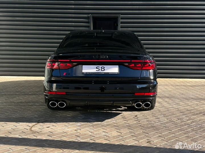 Audi S8 4.0 AT, 2024