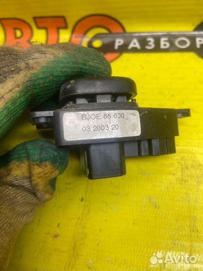 Блок управления зеркалом Mazda Mazda3 BK Z6 2003