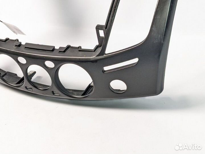 Консоль панели приборов Mitsubishi L200 4 4D56