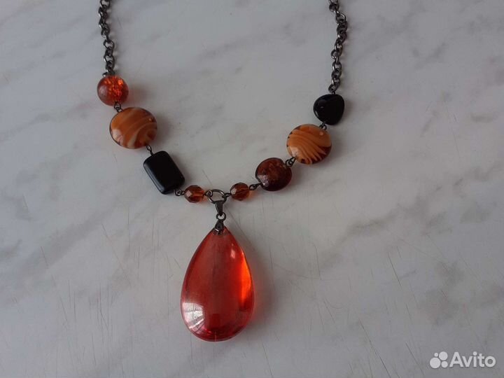Колье янтарь
