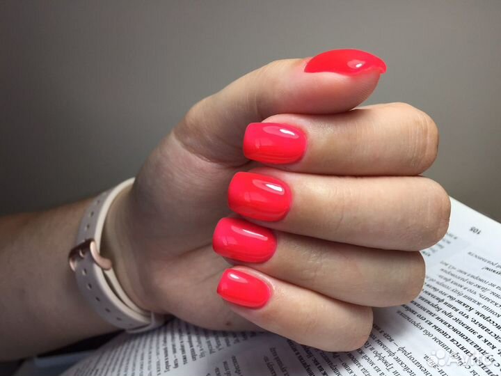 Маникюр и педикюр