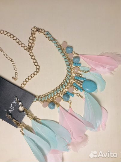 Ожерелья разные