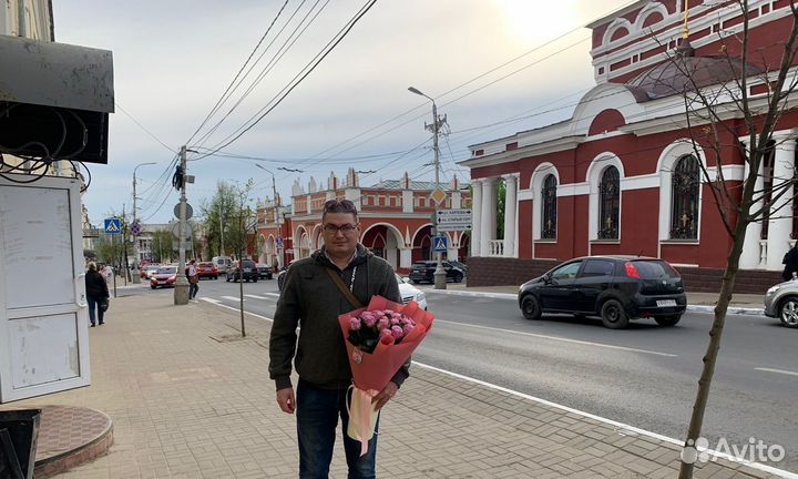 Цветы в букете из роз с доставкой