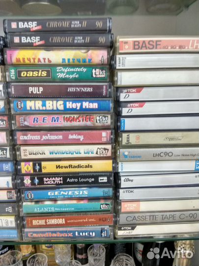 Аудиокассеты с записью всякие
