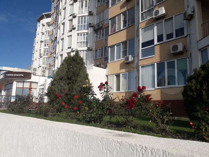 2-к. квартира, 75 м², 1/10 эт.