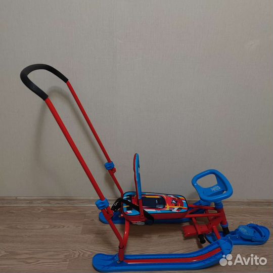 Детский новый снегокат с ручкой