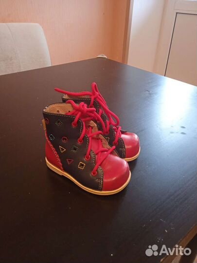 Ботинки детские