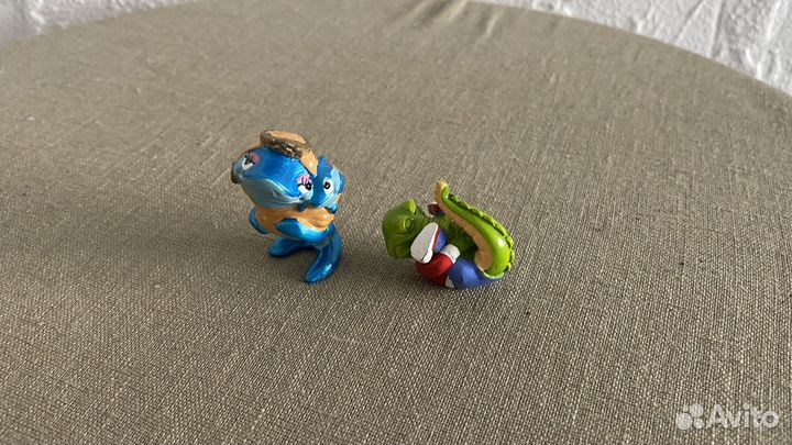 Киндер сюрприз игрушки (пингвины, лягушки и тд)