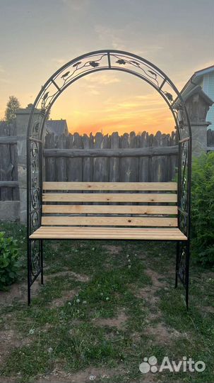 Арка садовая кованая