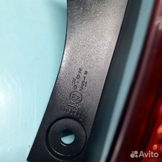 Фонарь задний правый Nissan Qashqai J10 26550JD000