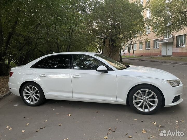 Audi A4 2.0 AMT, 2018, 77 000 км