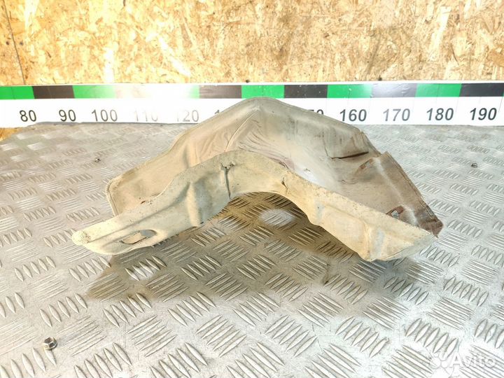 Экран тепловой Ford Focus 2005-2008