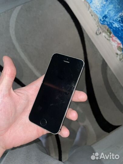 Телефон iPhone 5s