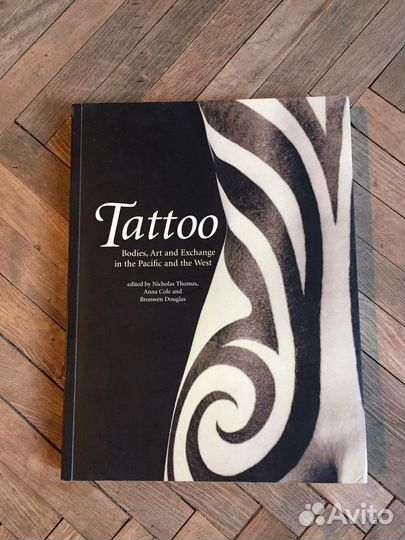 Книга “tattoo”