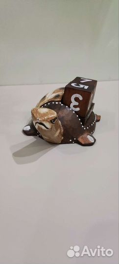 Черепаха-календарь, настольный календарь