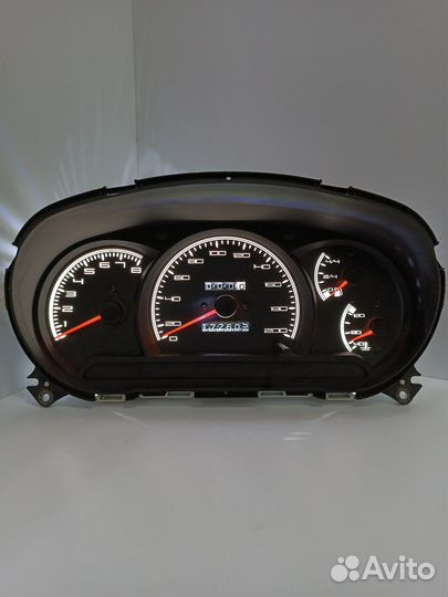 Накладка, шкала на щиток приборки Hyundai Accent