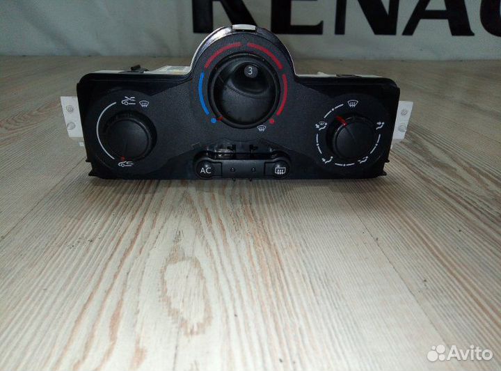 Блок управления печкой печки Renault megane 2