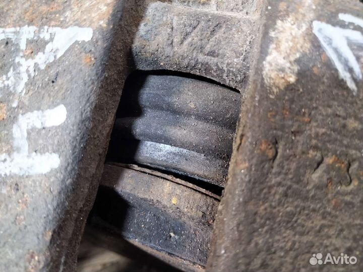 Суппорт передний правый Audi A4 B5