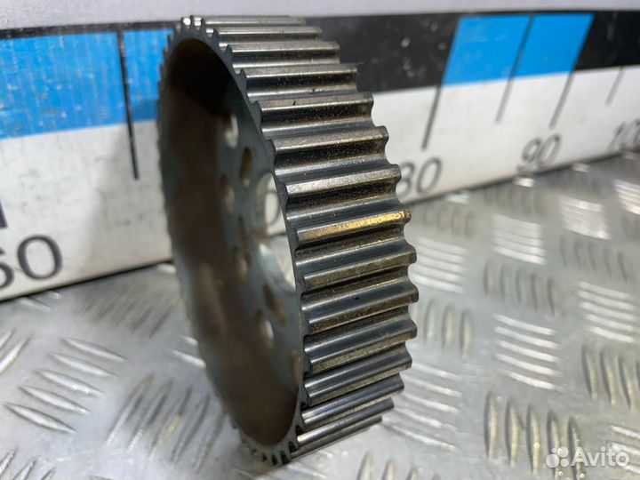 Б/У Шестерня распредвала#012