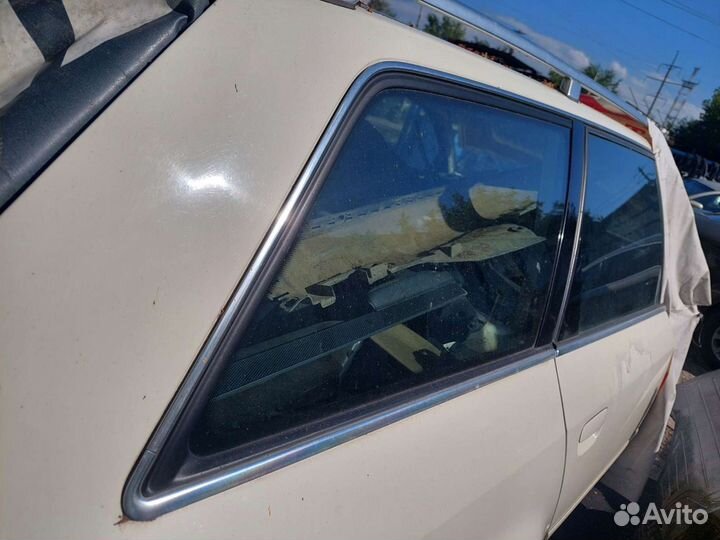 Стекло кузовное глухое Audi A6 C5