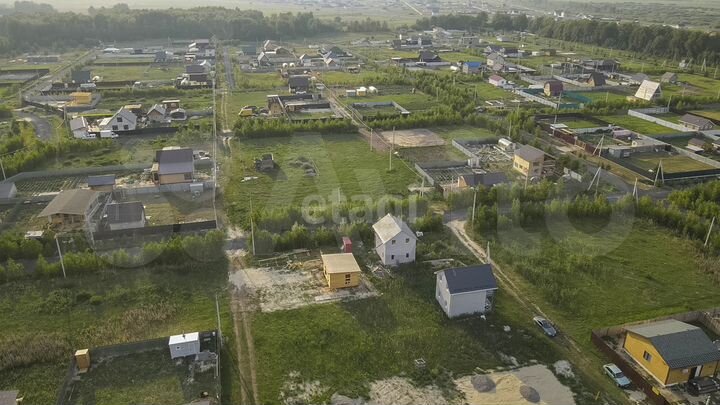 Дом 69 м² на участке 4 сот.