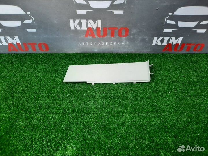 Накладка задней стойки левая Ford Focus 3 седан