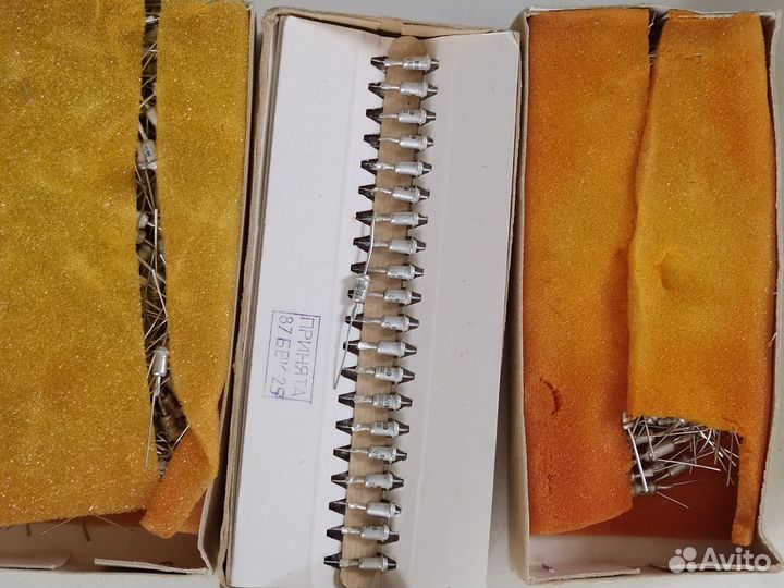 2С522А стабилитрон 22 В