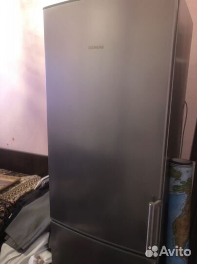 Холодильник siemens