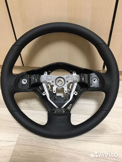 Руль subaru momo