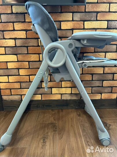 Детский стульчик для кормления