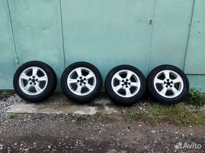 Goodyear Ultragrip Ice Arctic 195/60 R15 88T