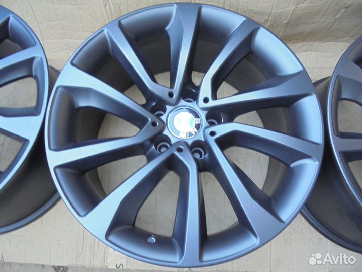 Разновылетные оригинальные диски R19 BMW X6 595 ст