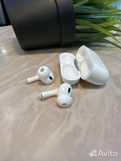 Apple AirPods Pro 2nd generation white